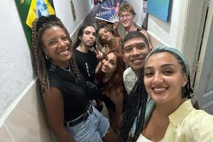 Alojamiento - Hostel Cidade Nova, próximo a estação metrô praça 11, onde você tem acesso direto a qualquer Shows nas praias da zona Sul