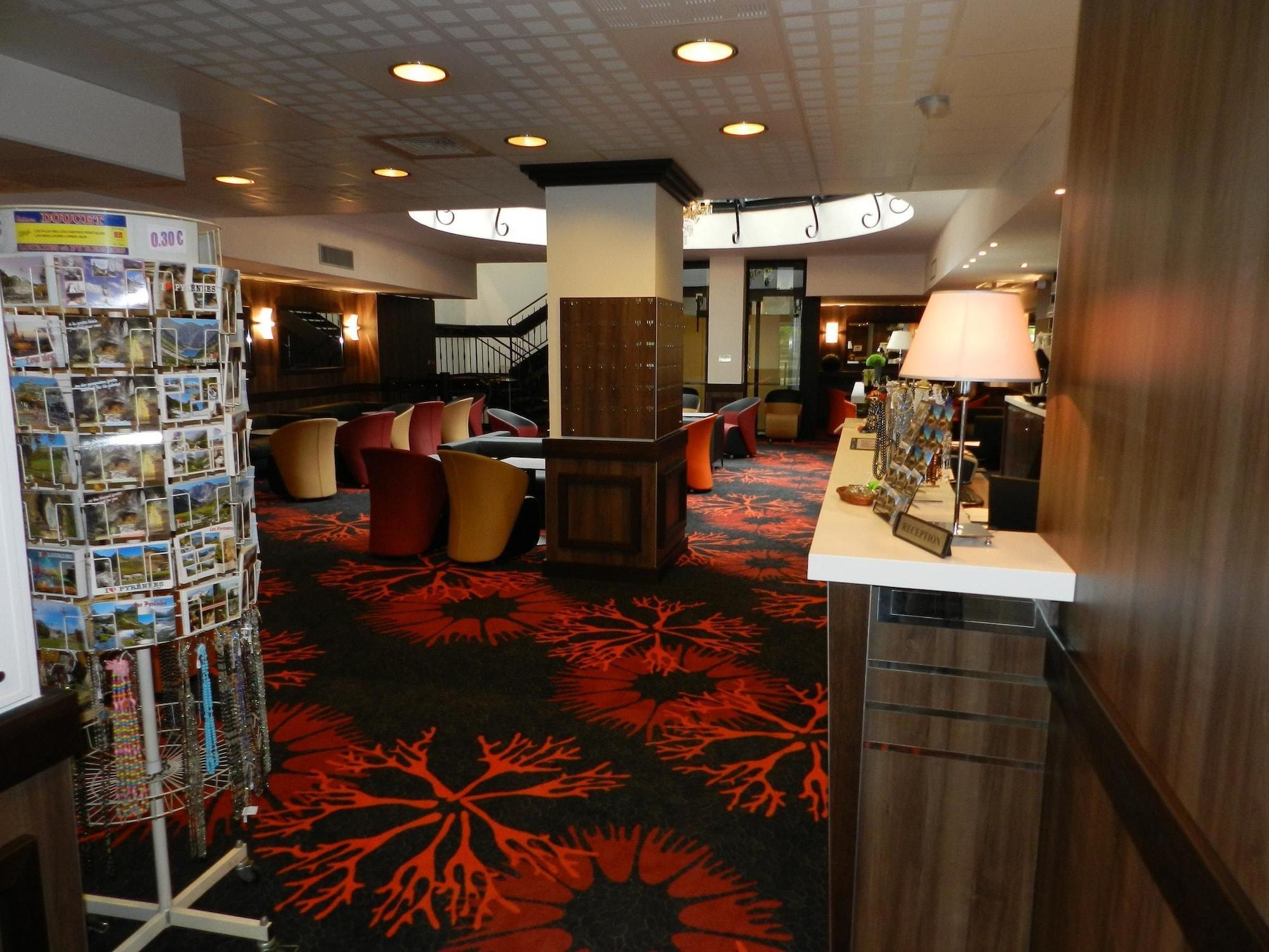 Vista Lobby Hotel Gloria et Avenue