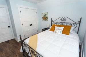 Alquiler Vacacional - Designer Apt in Charming Fort Mill w/ Netflix