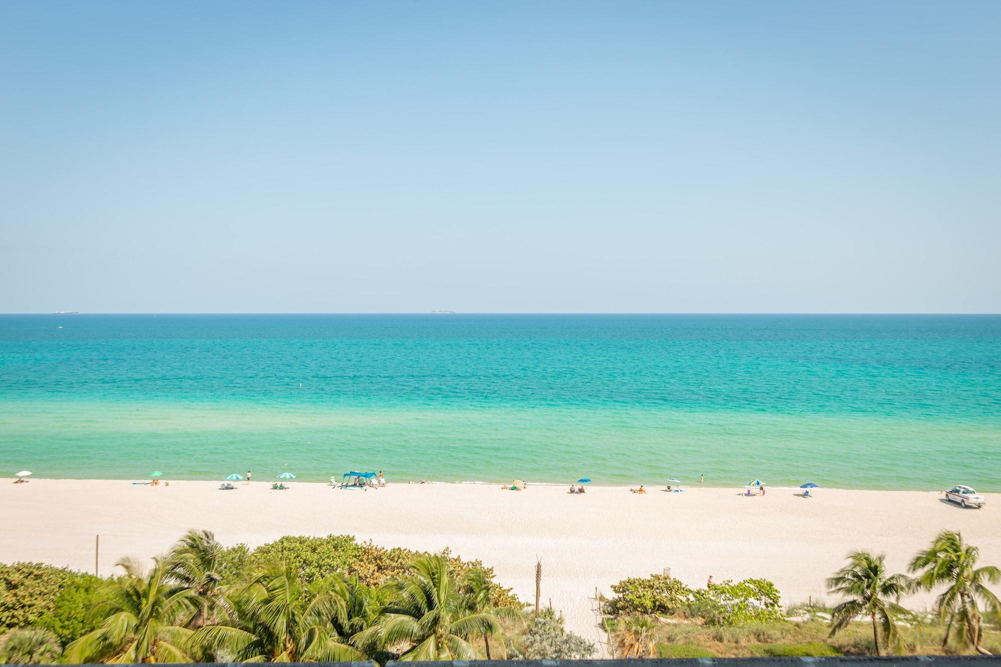 Praia Dilo Apartments
