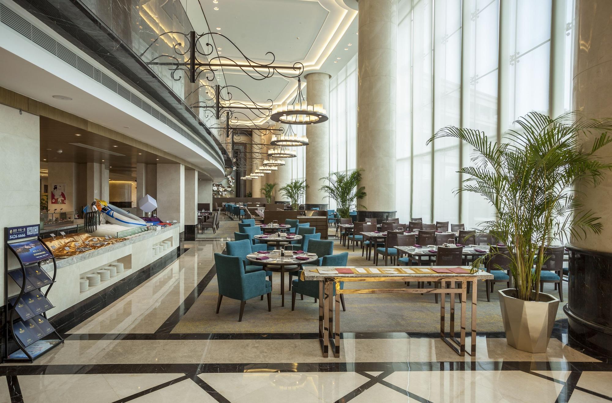 Restaurant Radisson Blu Hotel Wuhan ETD Zone