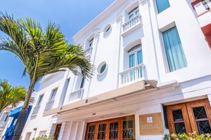 Alojamiento - Arsenal Hotel