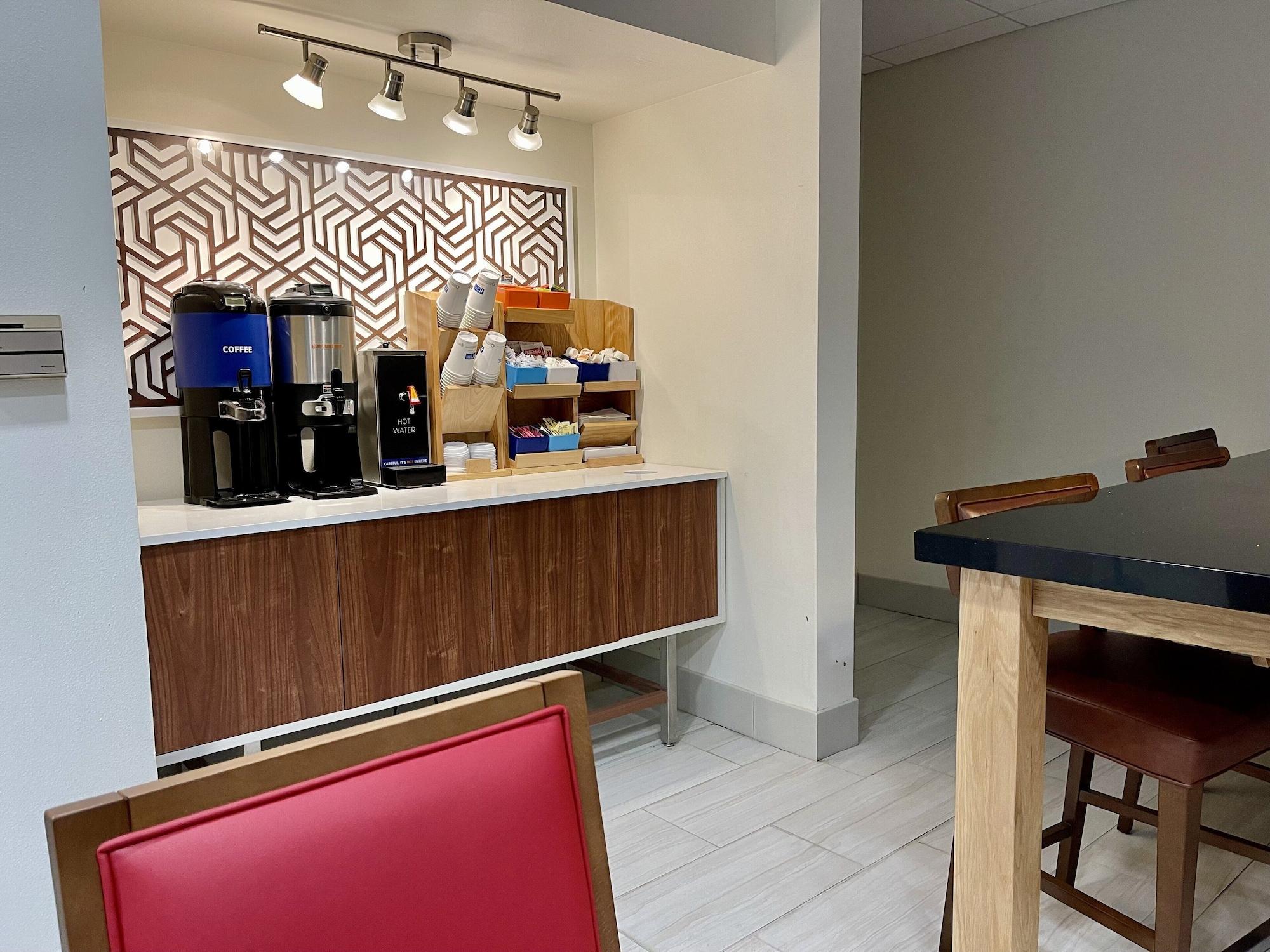 Restaurant Holiday Inn Express & Suites Sulphur (Lake Charles) by IHG