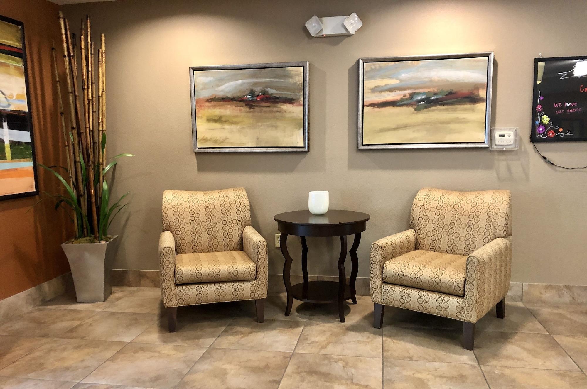 Vista Lobby Candlewood Suites Houston (The Woodlands) by IHG
