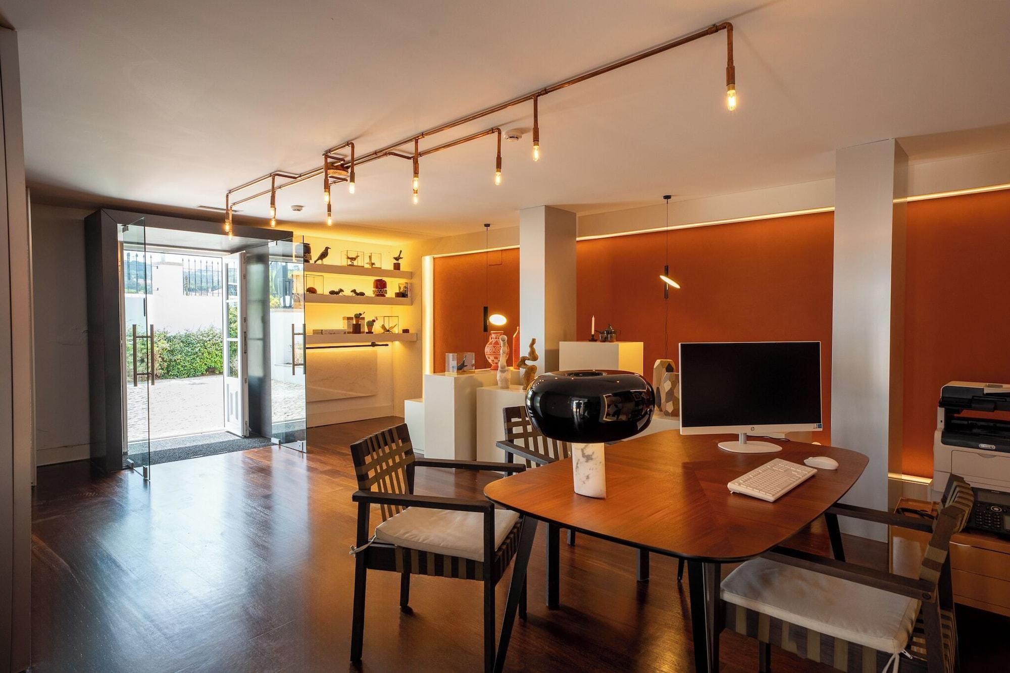 Vista Lobby &Tales Hotel