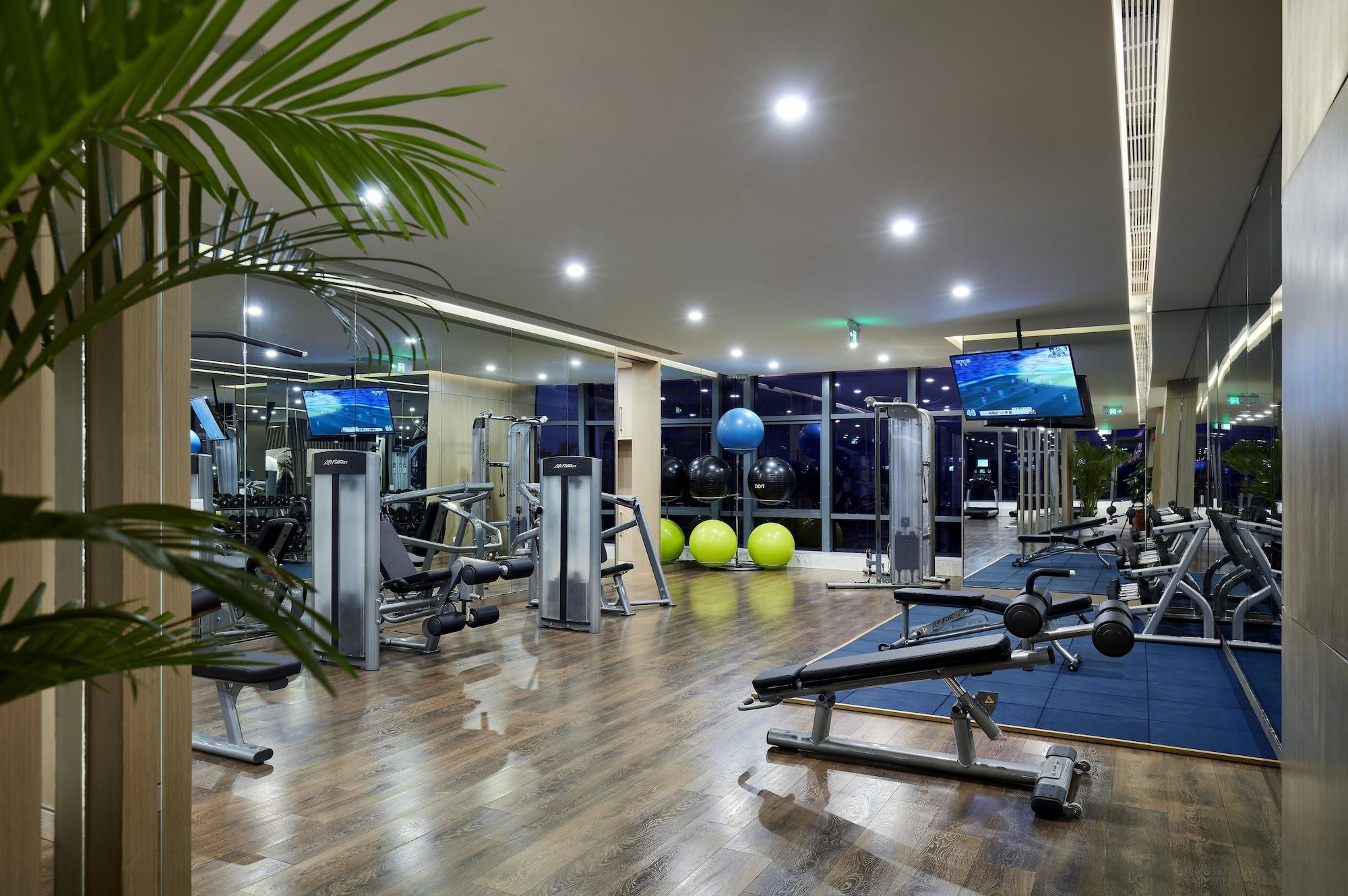 Gimnasio Modena by Fraser Changsha