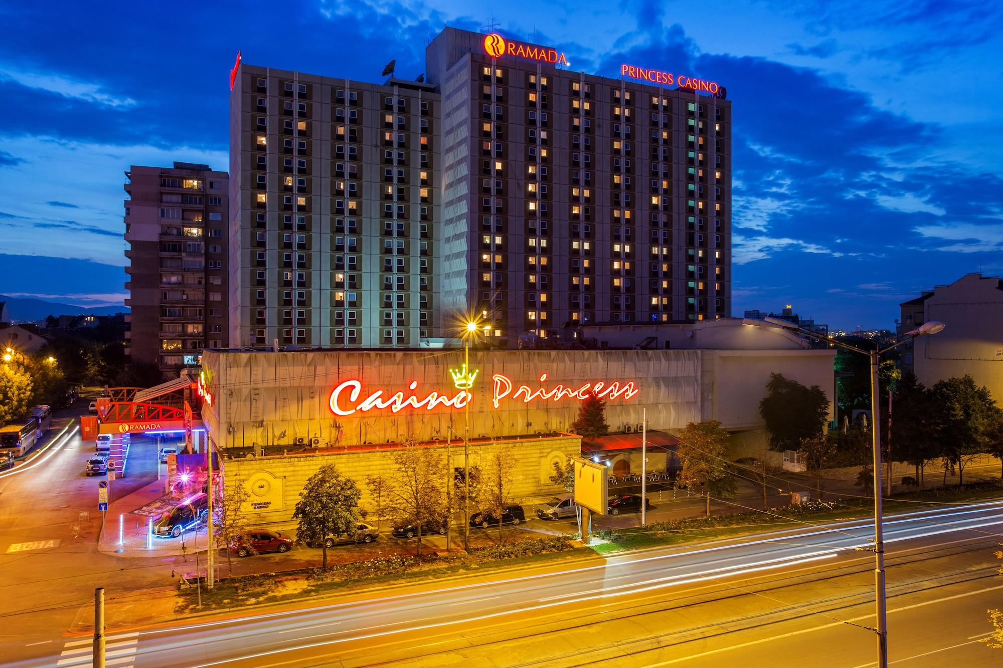 Vista Exterior Ramada by Wyndham Sofia City Center