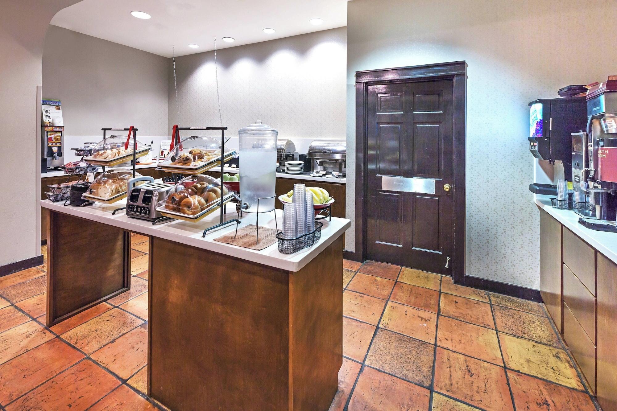 Restaurant Residence Inn by Marriott Laredo Del Mar