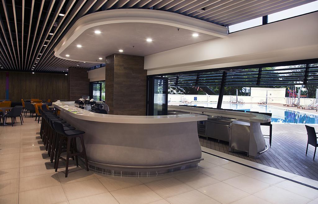 Bar/Salón Oakwood Hotel & Residence Kuala Lumpur