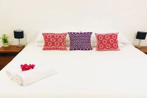 Renta Vacacional - AQUA GUESTHOUSE 6~ A+ INTERNET ~ STEPS TO THE BEACH