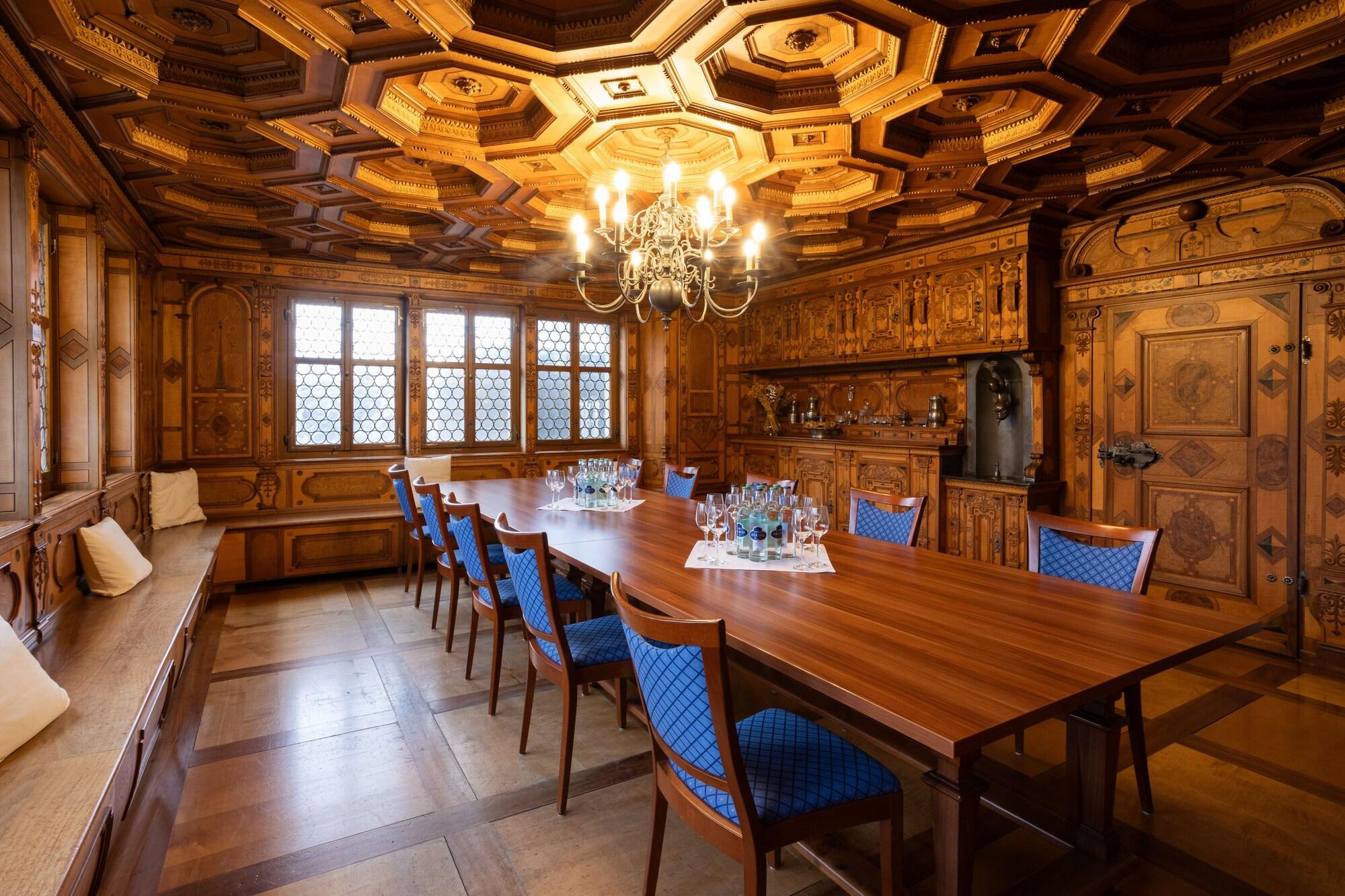 Sala de Reuniones Wysses Rössli