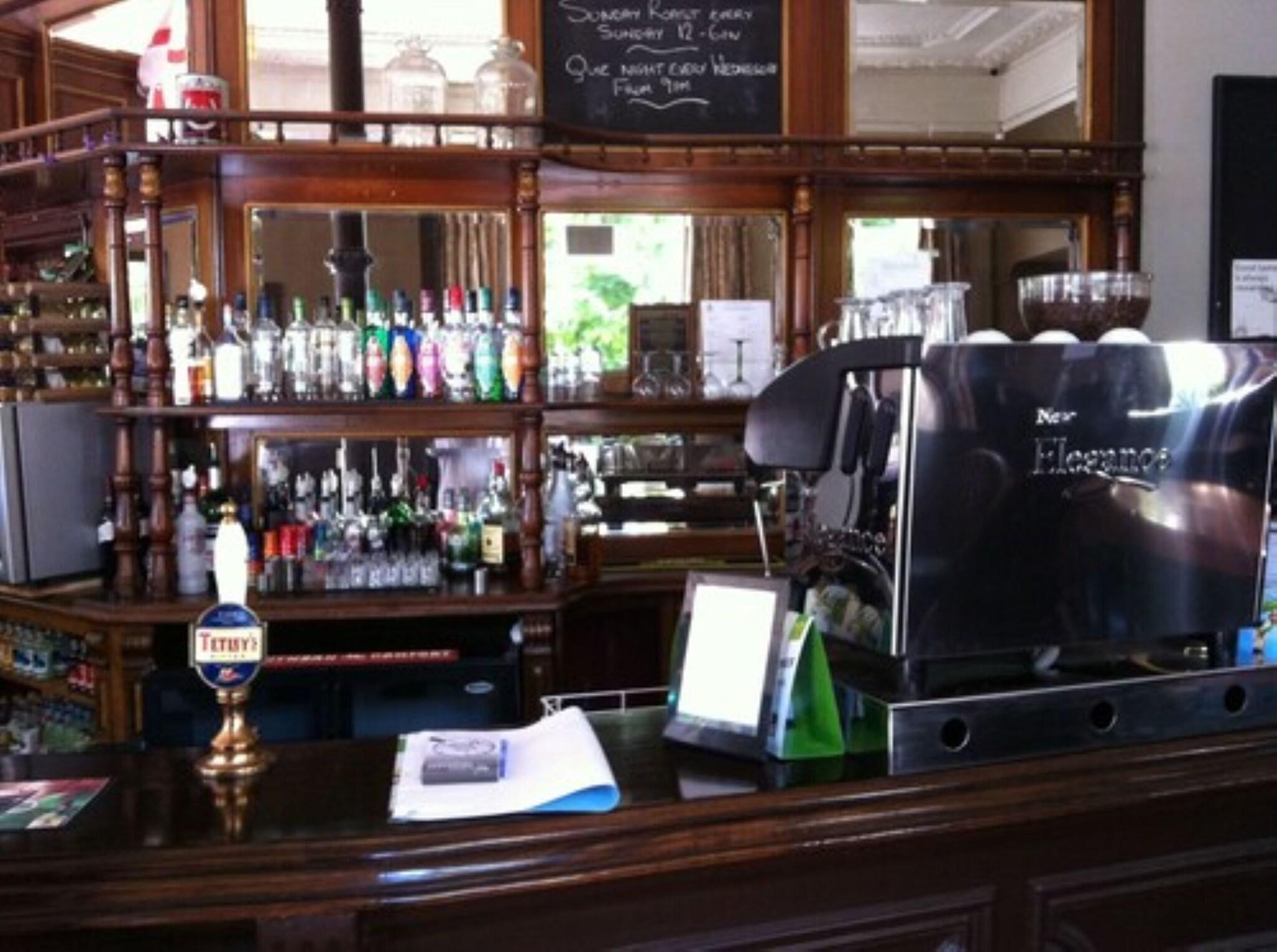 Bar/Salón Forest Gate Hotel