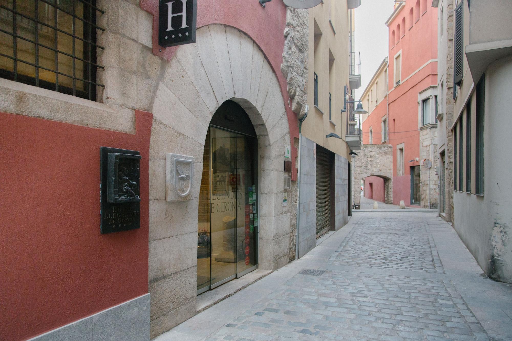 Vista Exterior Hotel Museu Llegendes de Girona