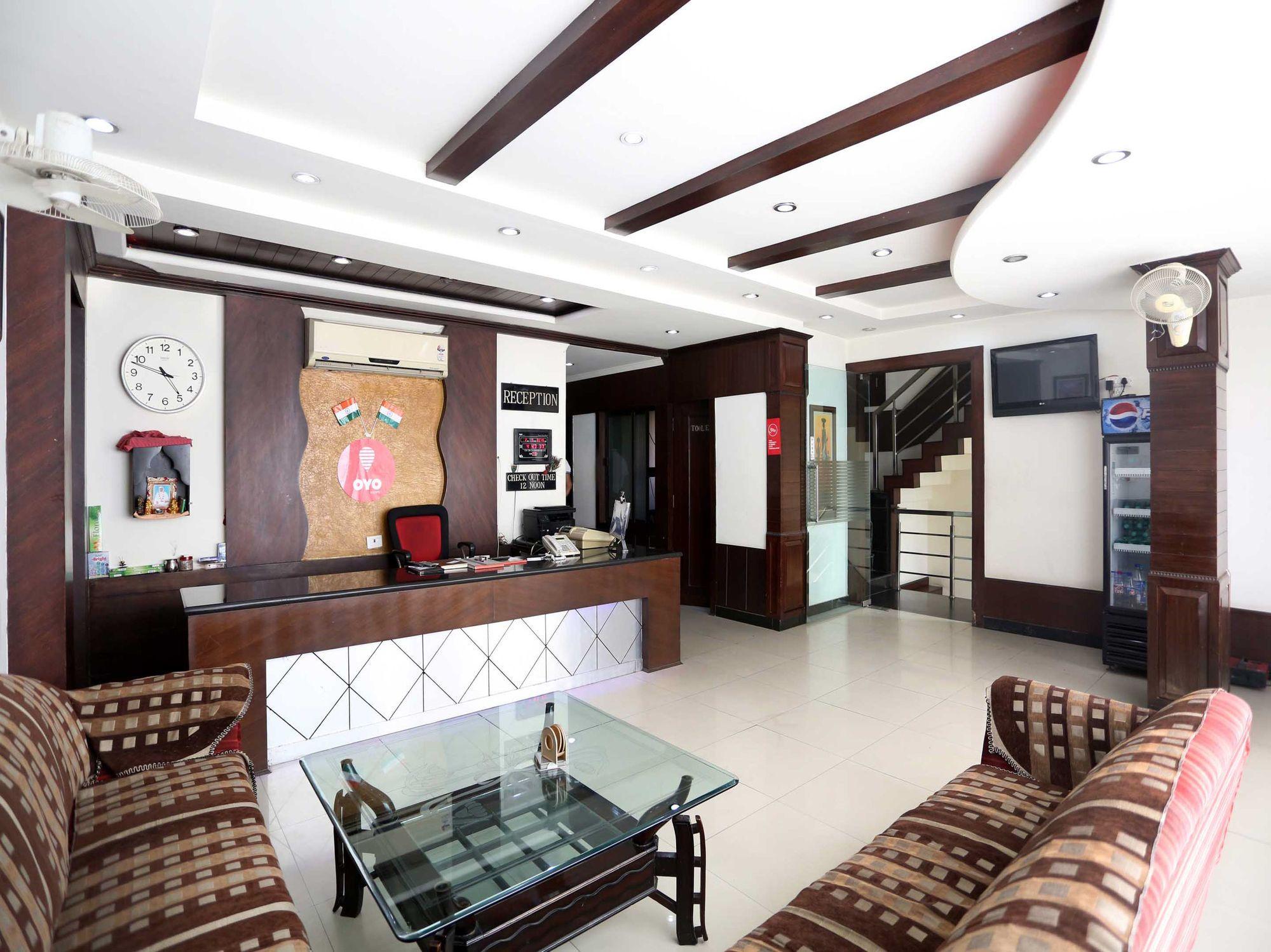 Vista Lobby OYO 11668 Hotel Good Times