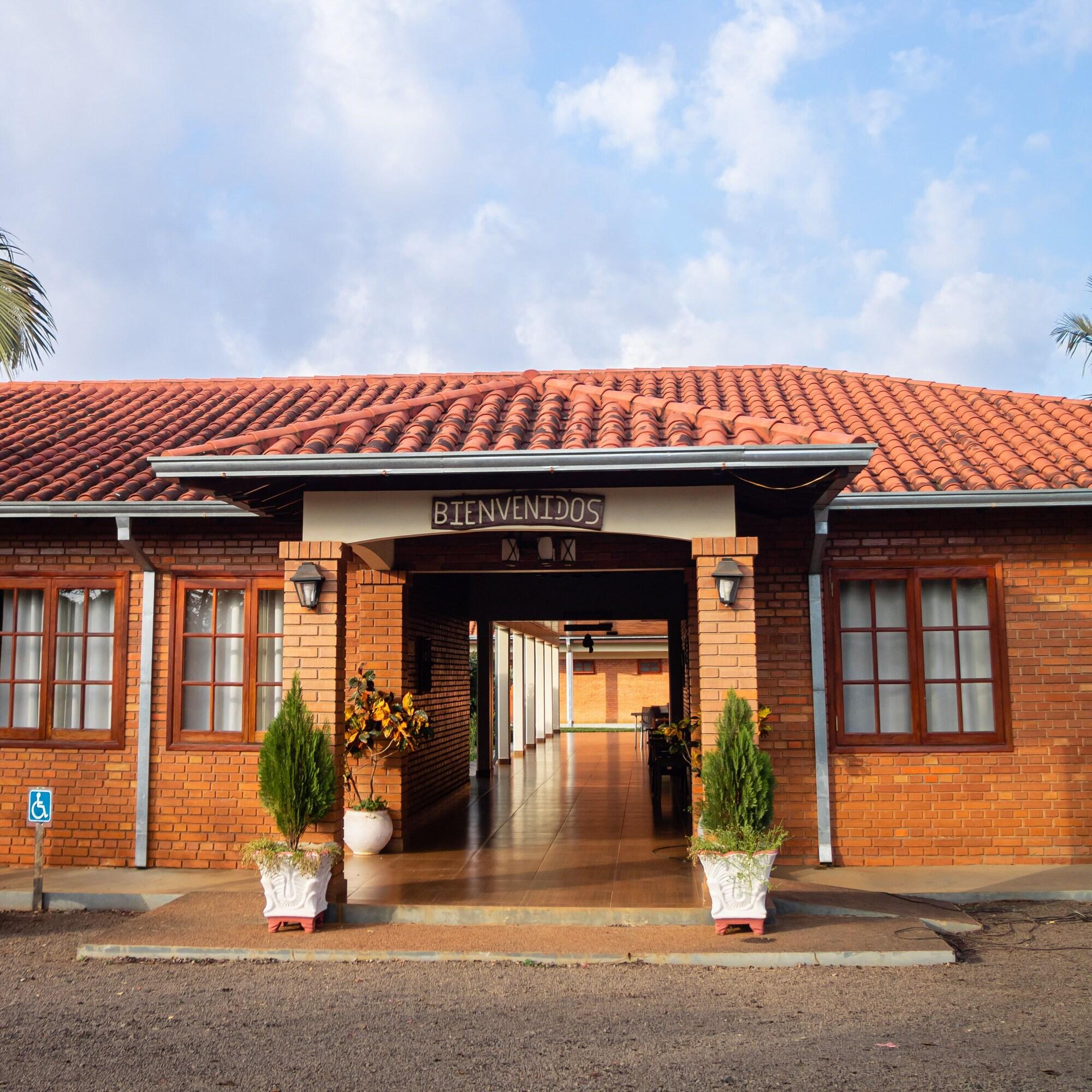 Vista Exterior Puma Resort Hotel