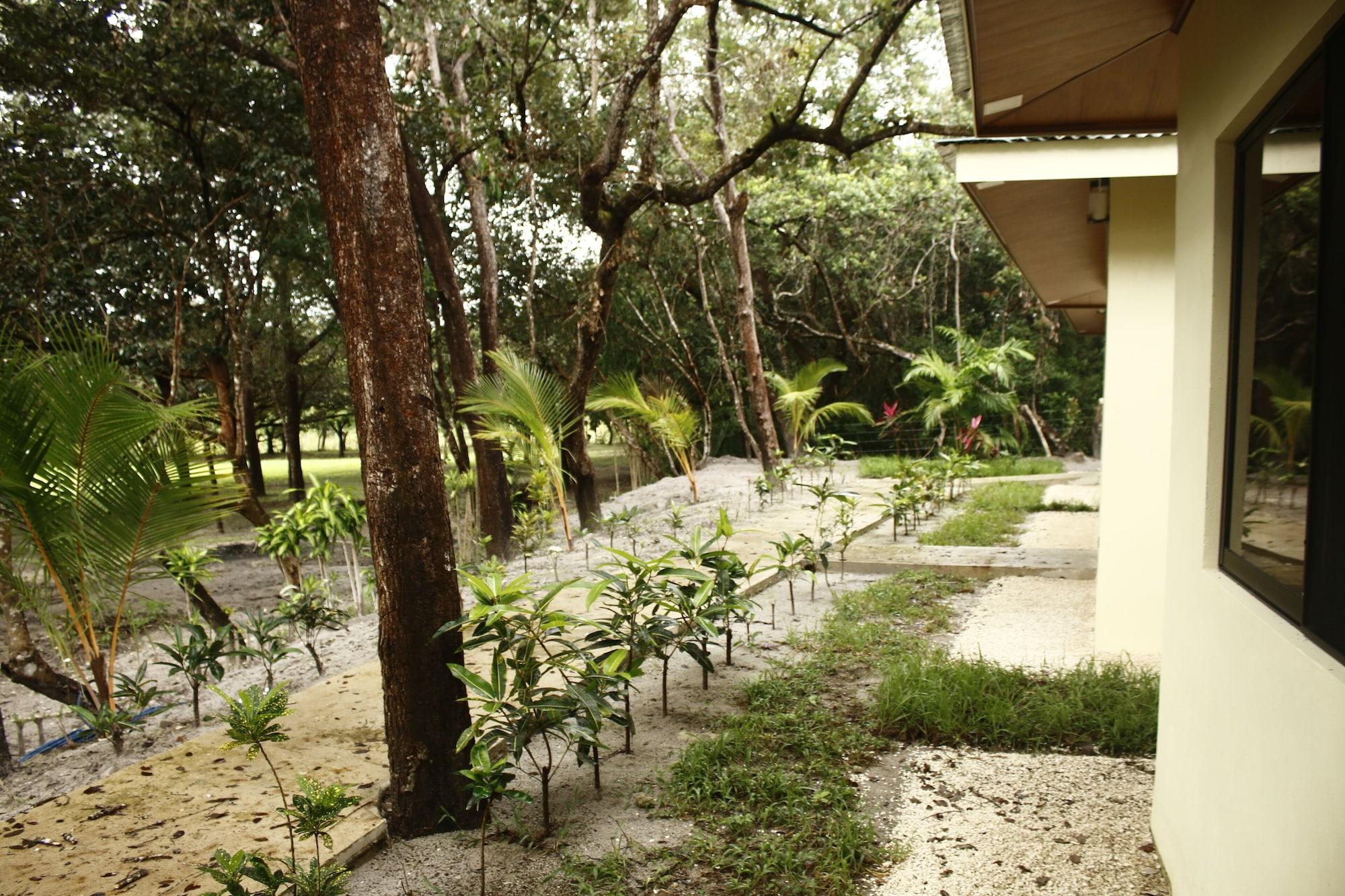 Vista Exterior Canon de La Vieja Lodge