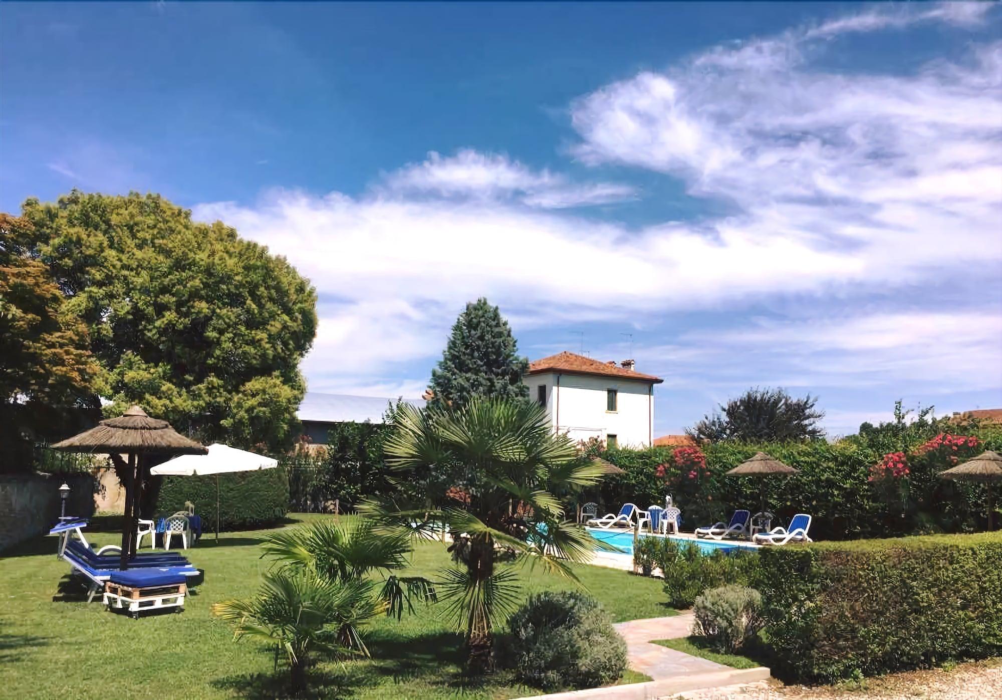 Vista Exterior Hotel Isola di Caprera