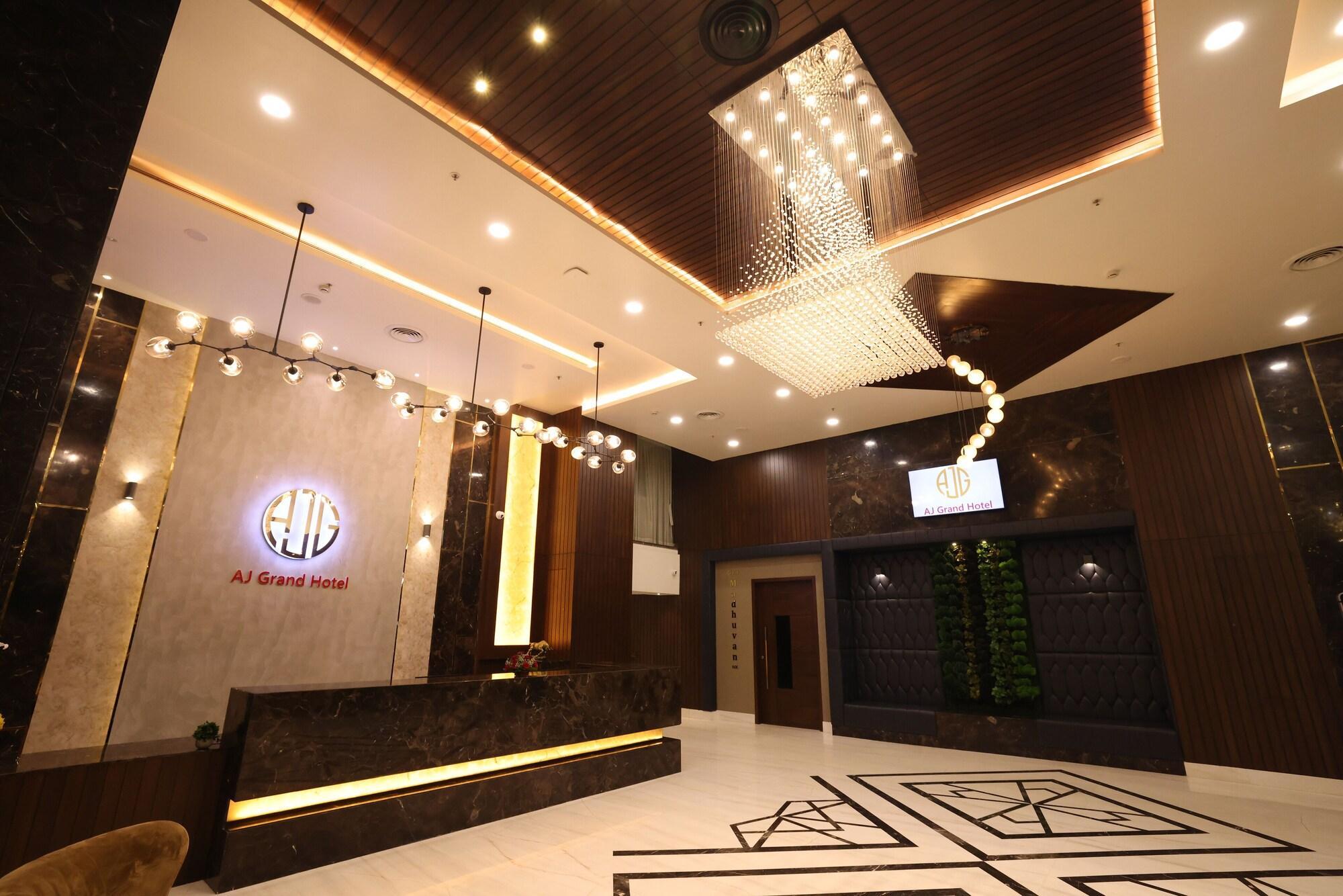 Vista Lobby Aj Grand Hotel