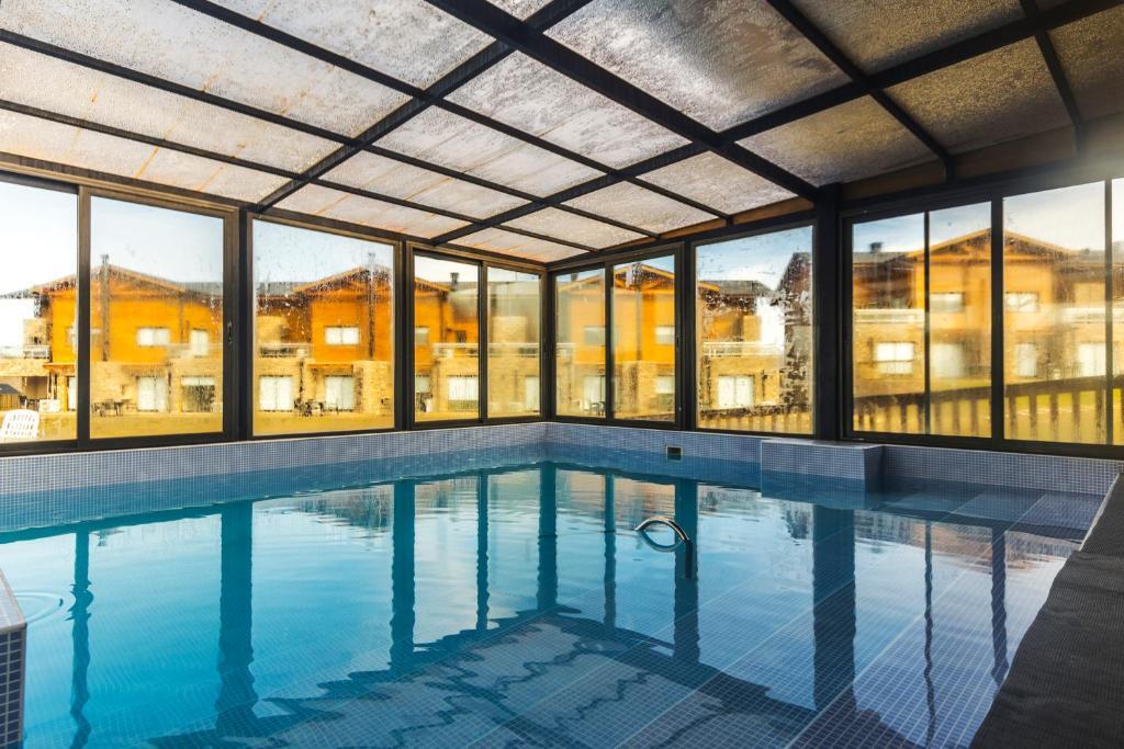 Vista Piscina Blackstone Country Villages