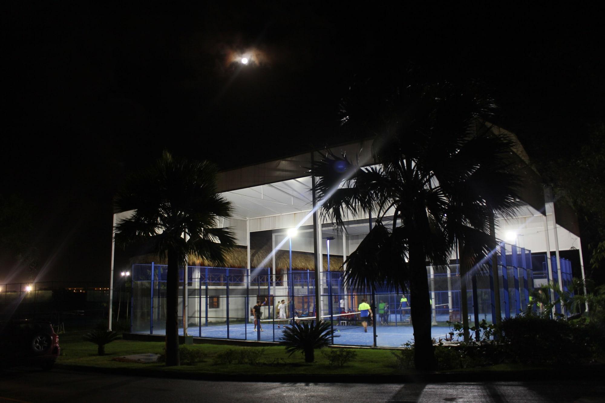 Gimnasio Beach Rock Condo Boutique