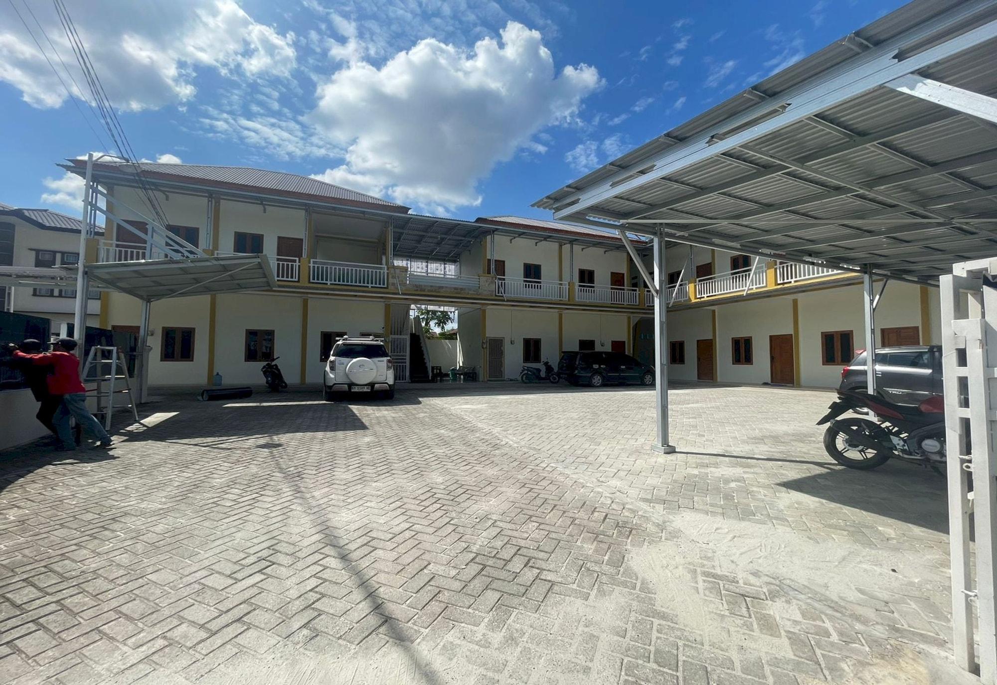 Varios Hotel O Ratha Guest House Syariah
