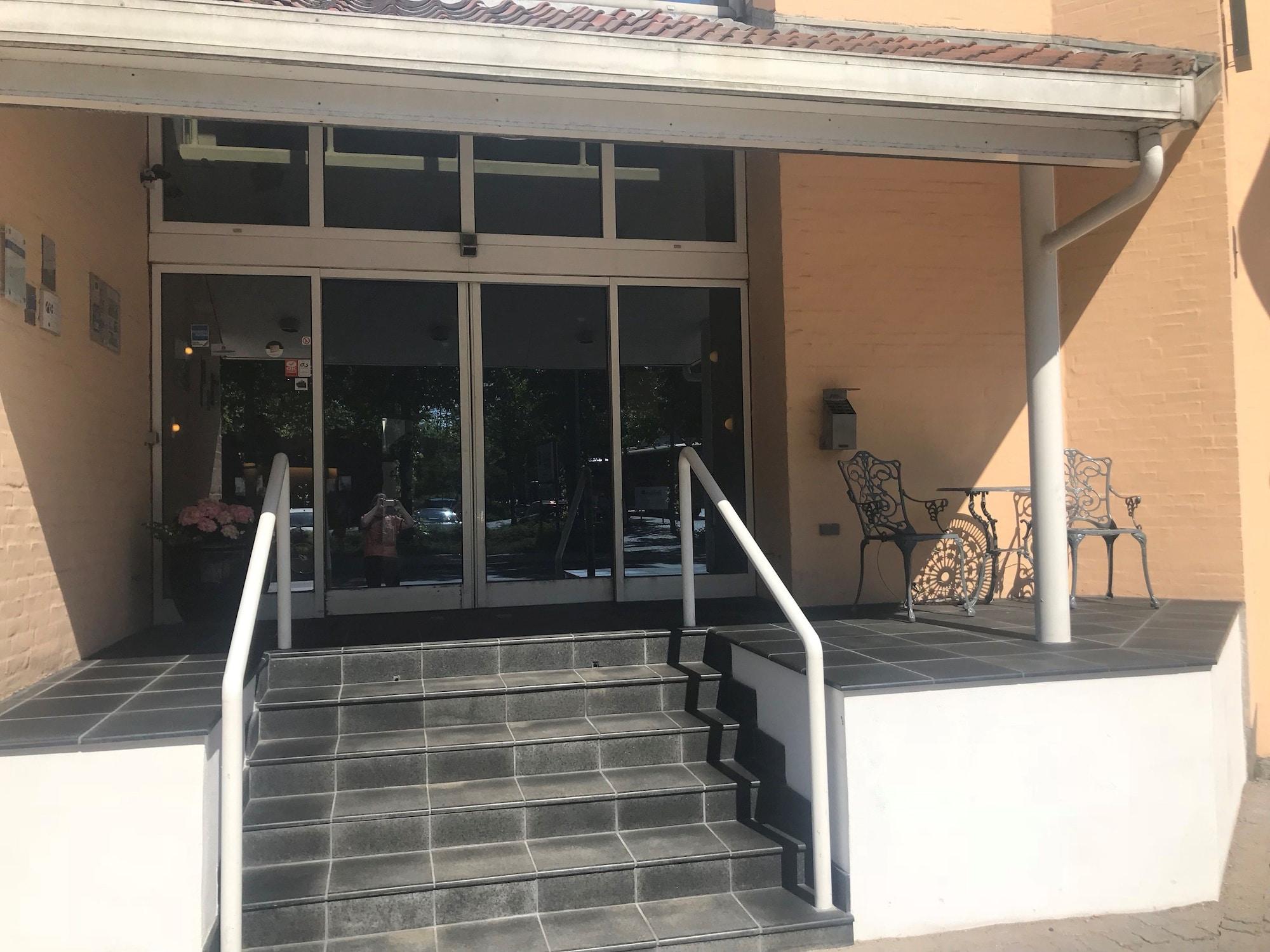Vista Exterior City Hotel Nattergalen