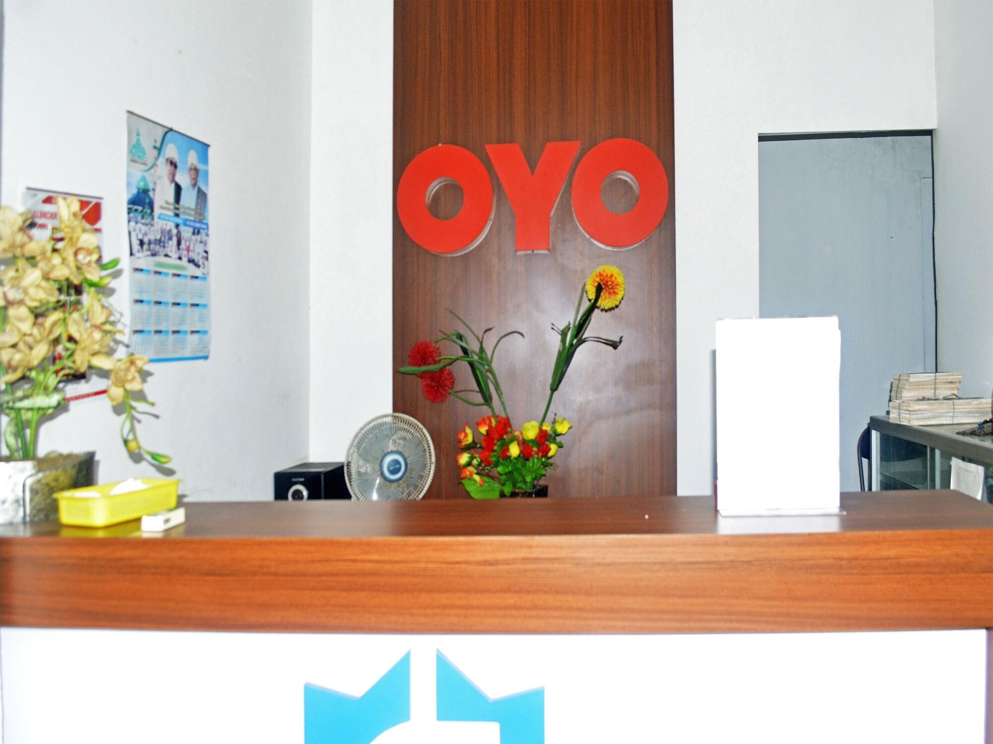 Vista Lobby OYO 2731 MIM Guest House Syariah