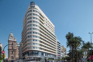 Alojamiento - AC Hotel Málaga Palacio by Marriott