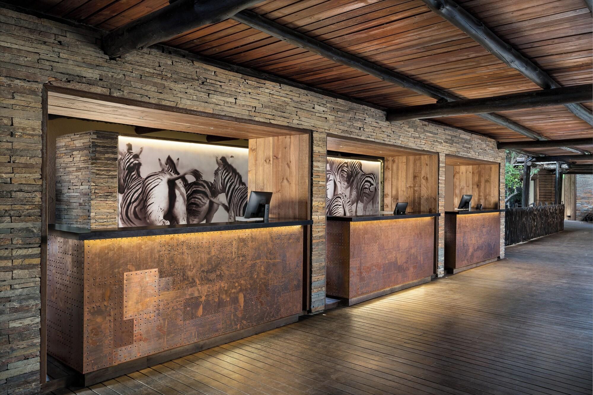 Vista Lobby Kruger Gate Hotel