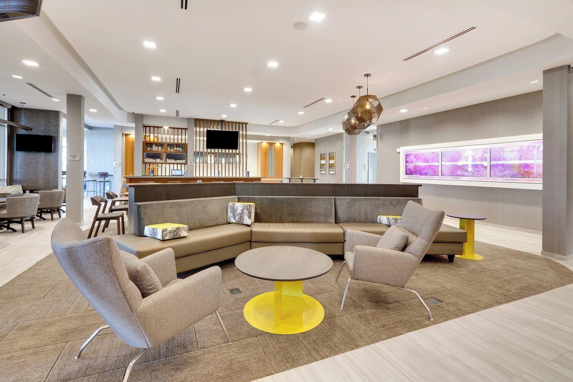 Vista Lobby Springhill Suites Dallas Mansfield