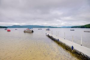 Alquiler Vacacional - Lakefront Bristol Vacation Rental - Hike & Ski!