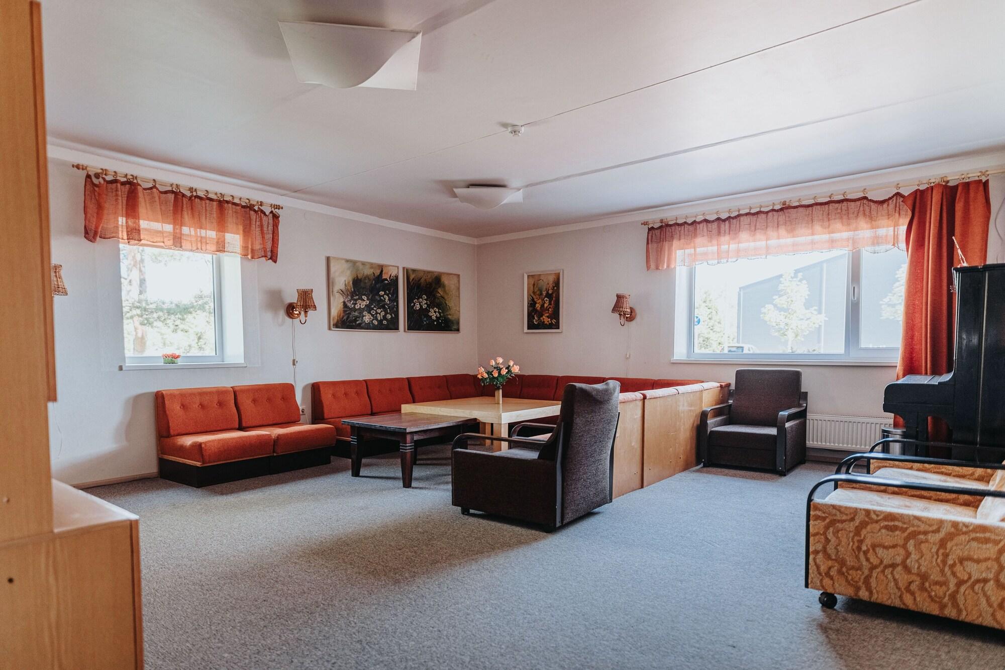 Vista Exterior Staadioni Hotell