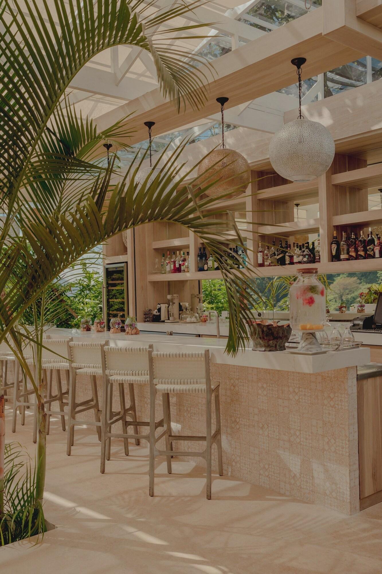 Bar/Salón The Retreat Costa Rica