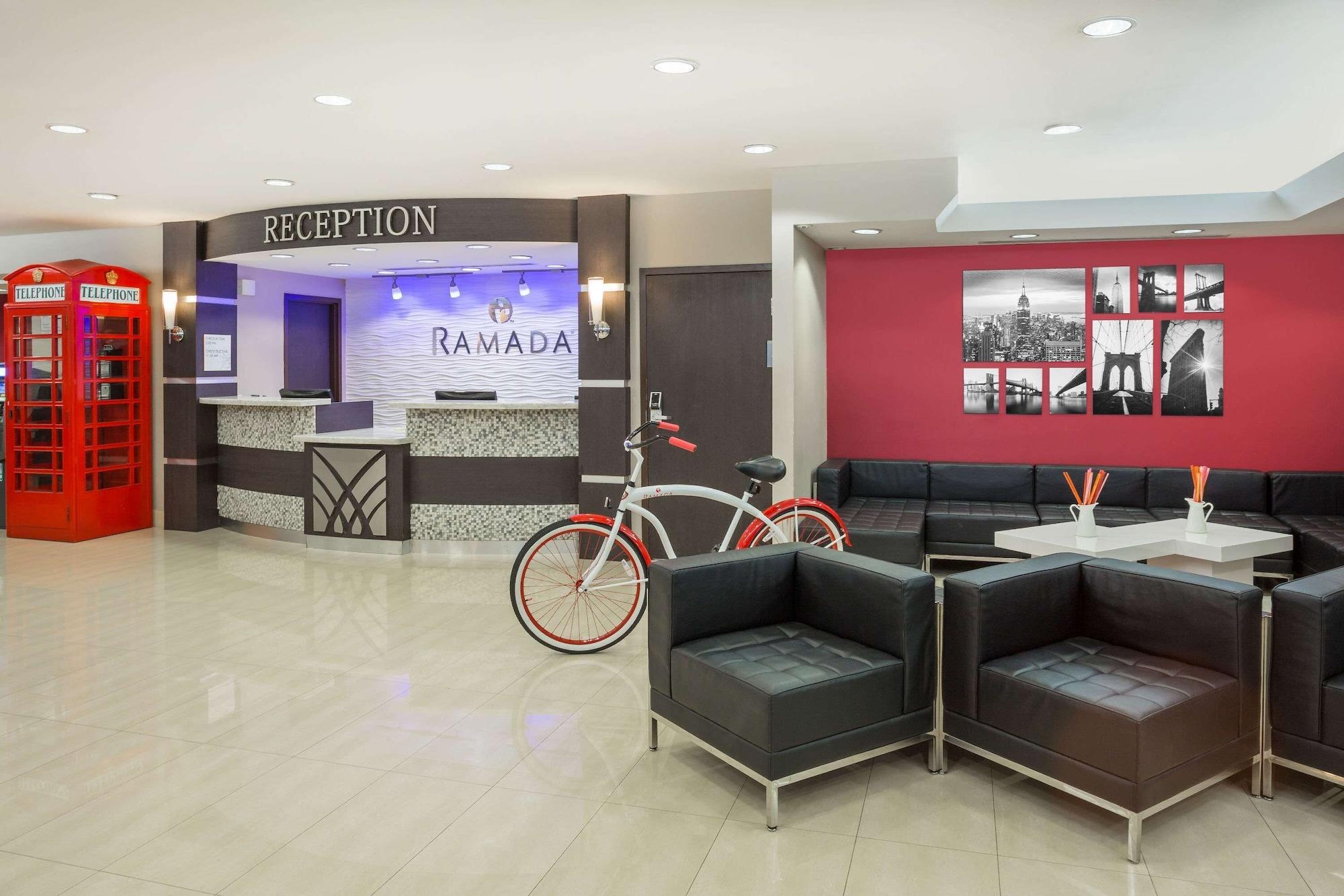Vista Lobby Ramada by Wyndham Miami Springs/Miami International Airport