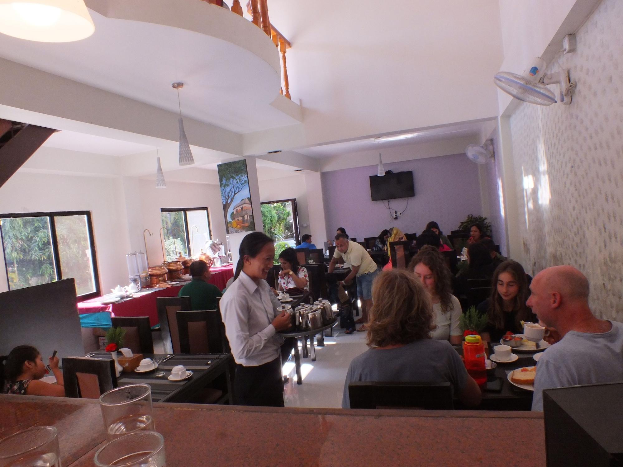 Restaurant Hotel Swapnabagh