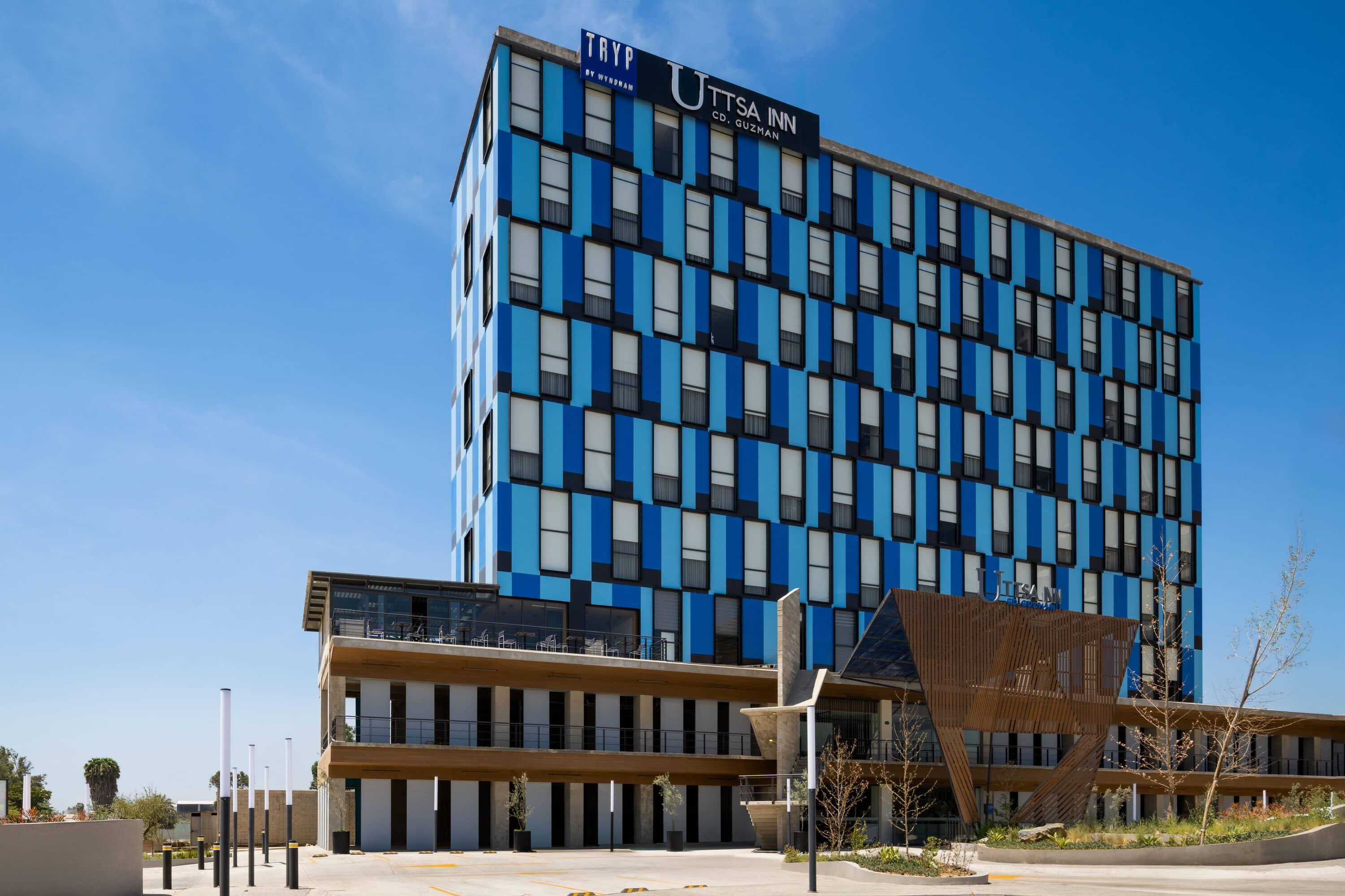 Vista Exterior Tryp By Wyndham Ciudad Guzman UTTSA