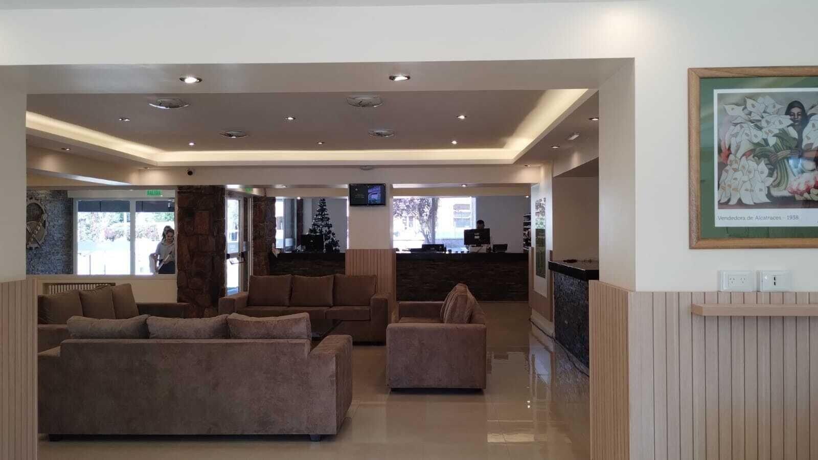 Vista Lobby Intersur Hotel La Cumbre