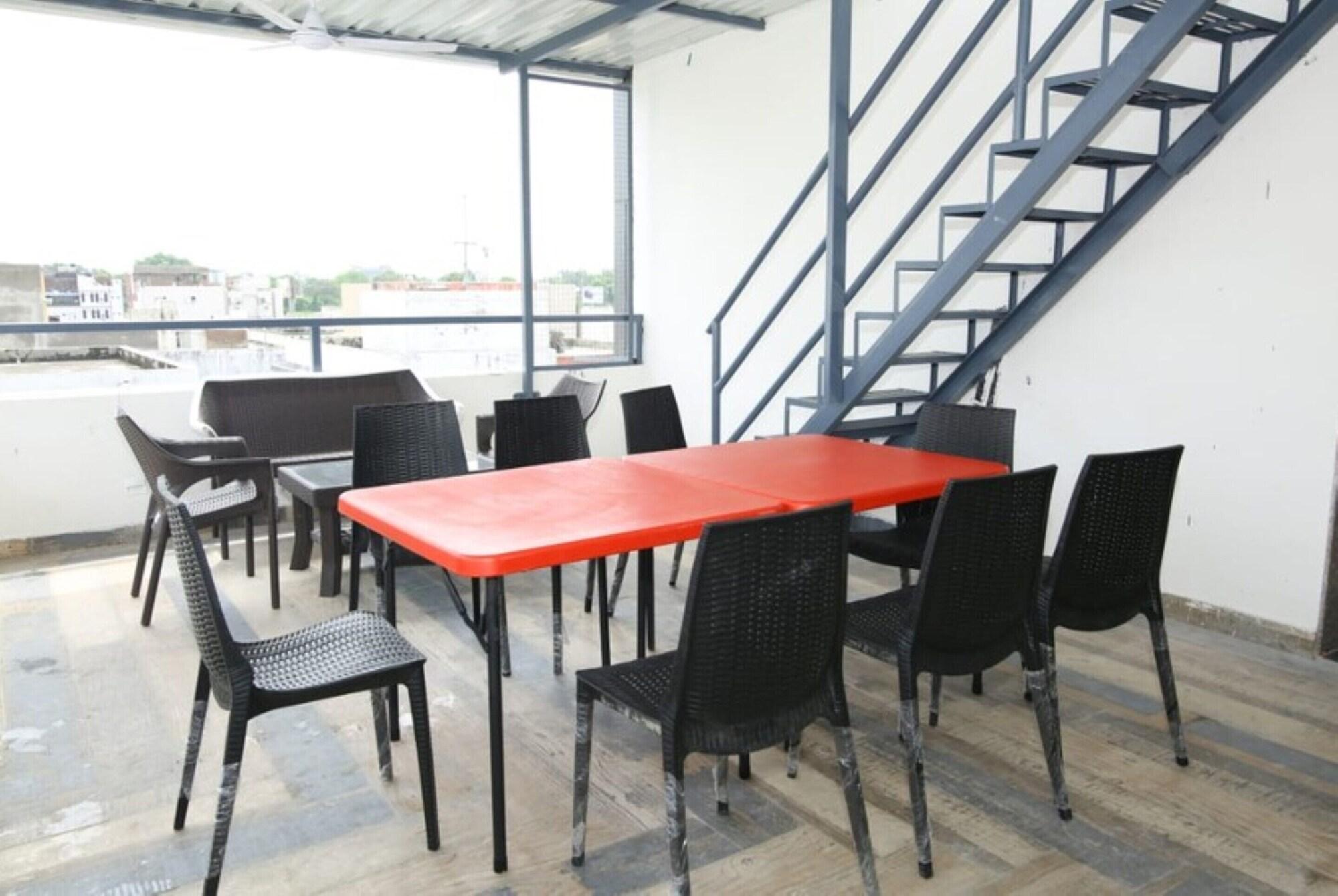 Vista Lobby Hotel Keshav Residency