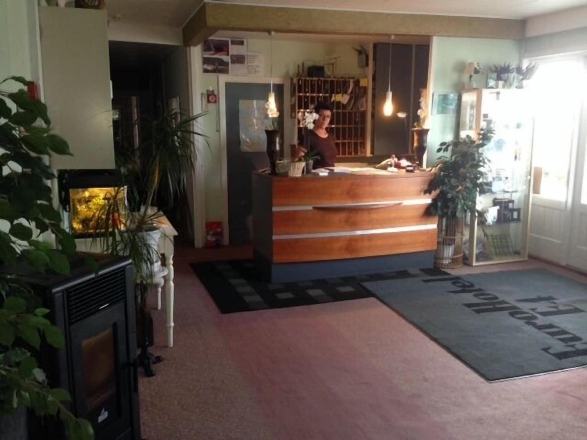Vista Lobby Hotel E4