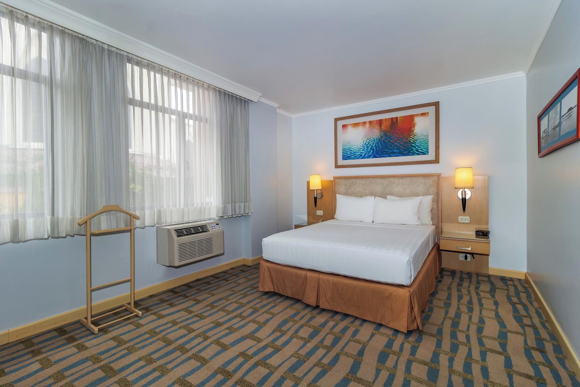 Habitación Grand Hotel Guayaquil, Centro Histórico.