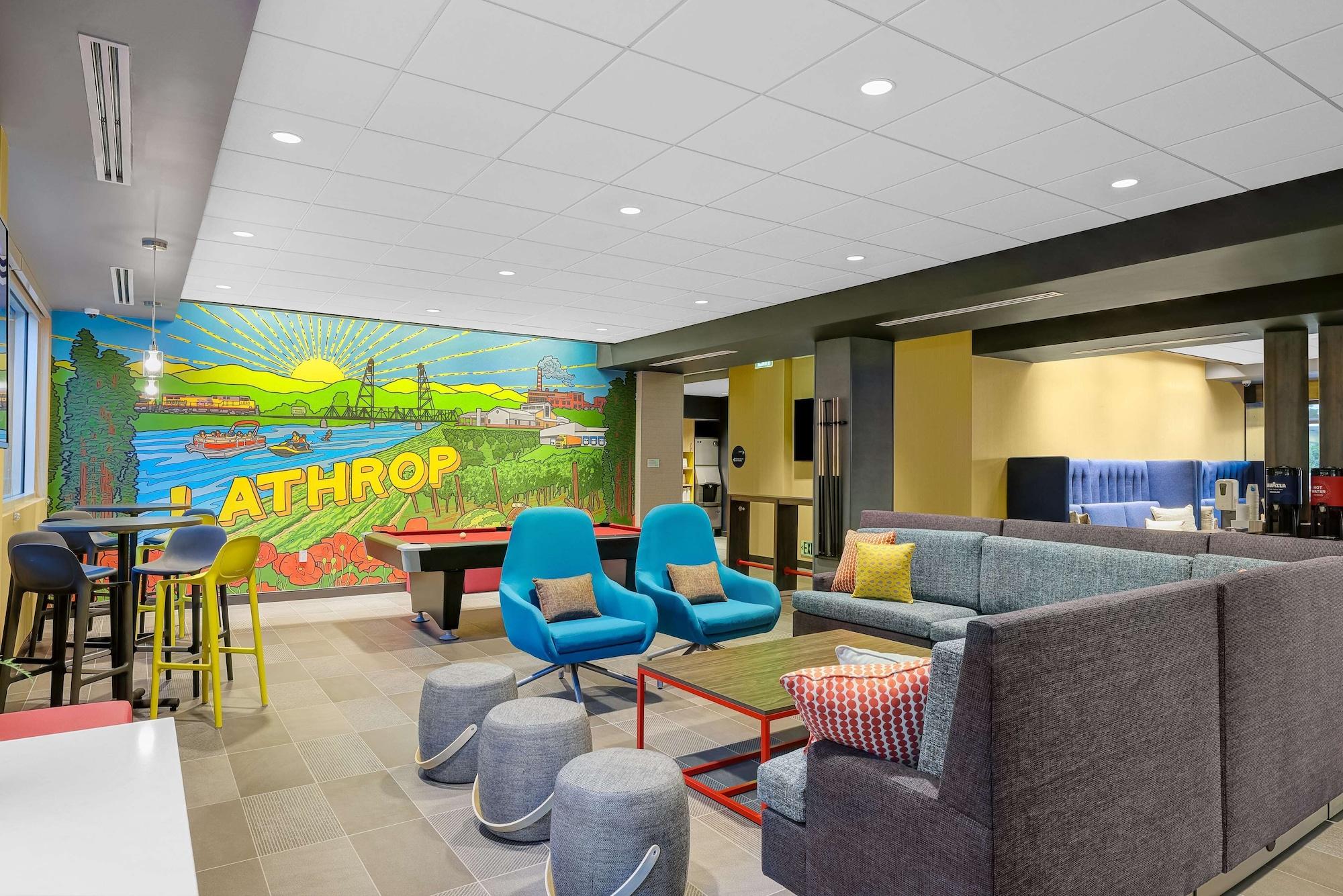 Vista Lobby Tru By Hilton Lathrop, CA