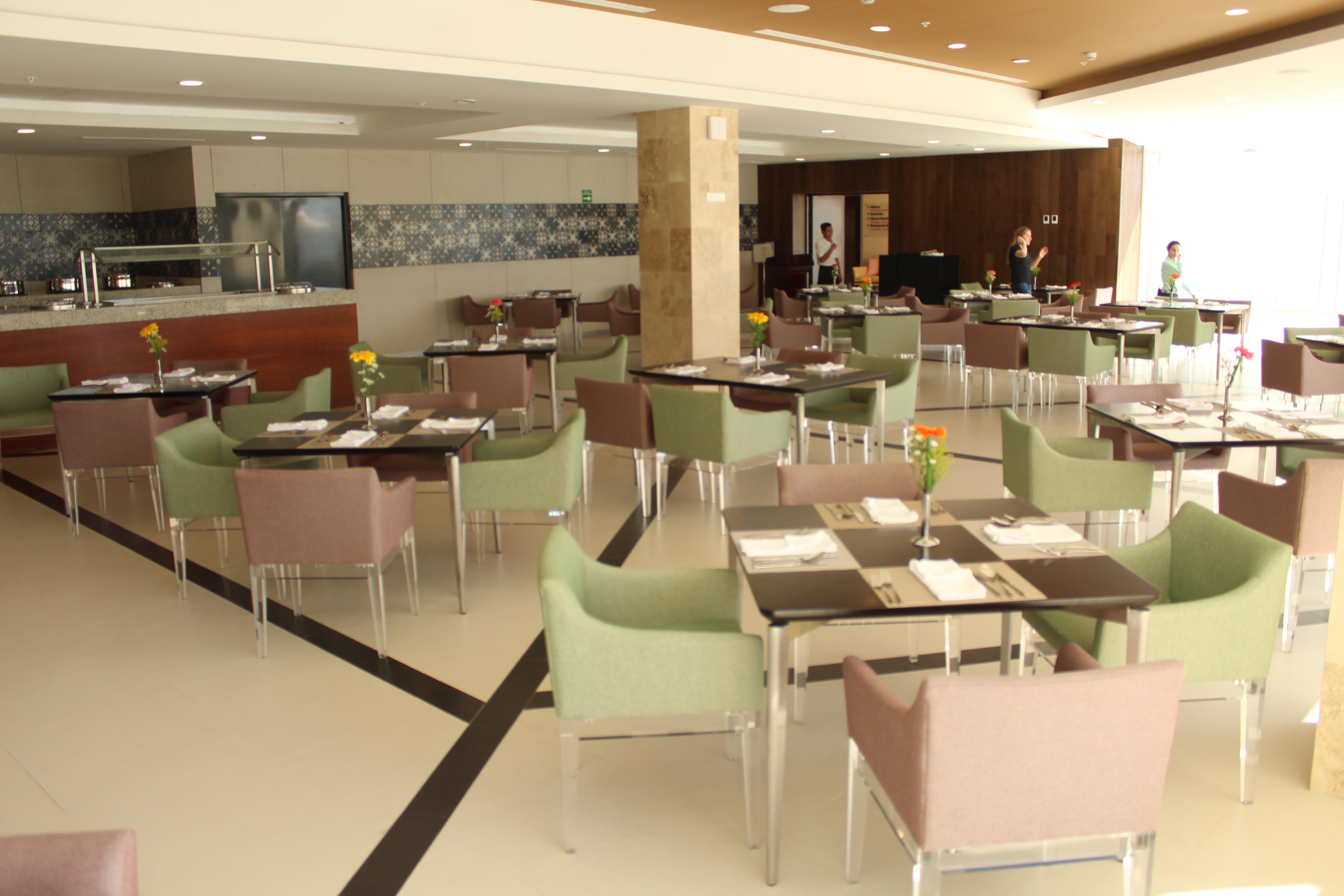 Restaurant DoubleTree by Hilton Mazatlan