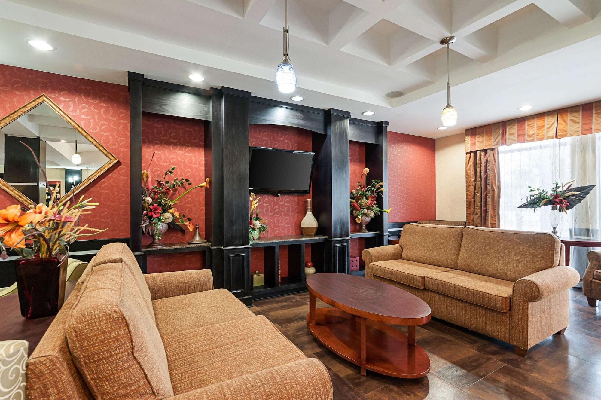Vista Lobby Comfort Suites Sulphur - Lake Charles