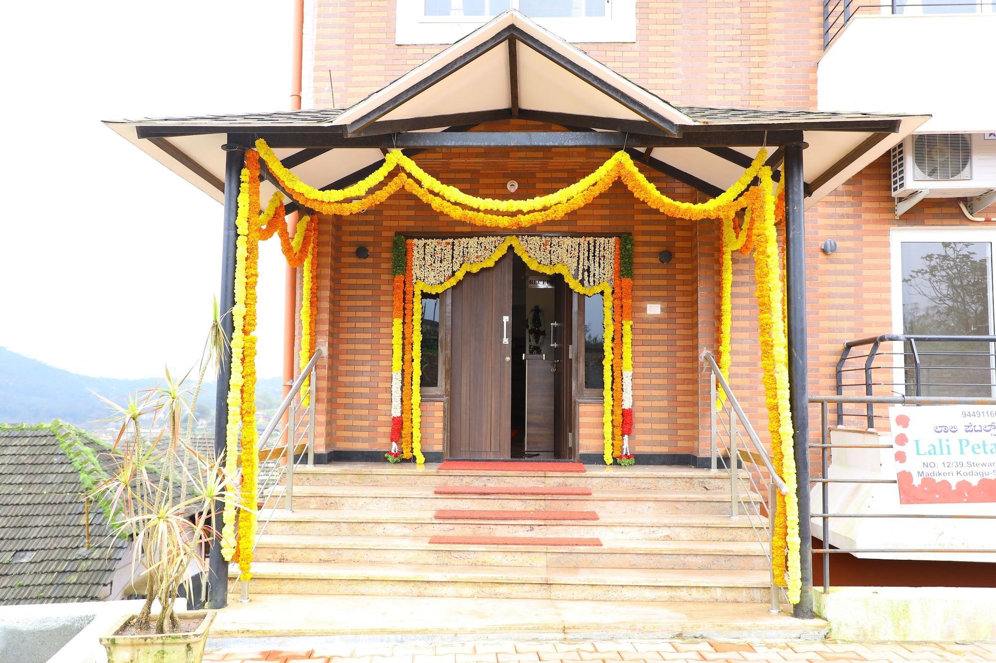 Vista Exterior Lali Petals