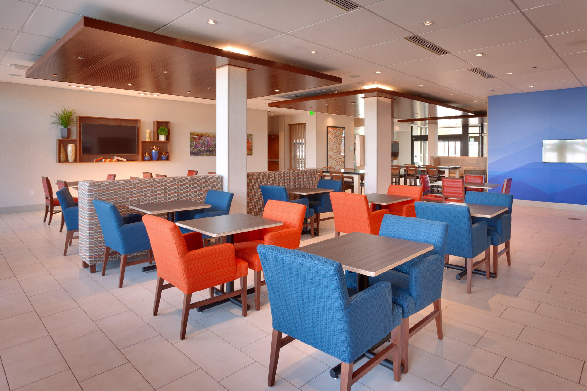 Restaurant Holiday Inn Express and Suites Phoenix West - Buck