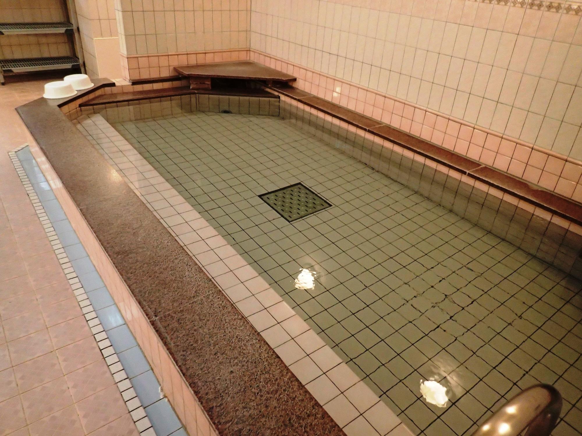 Instalaciones Recreativas Castle Inn Komaki