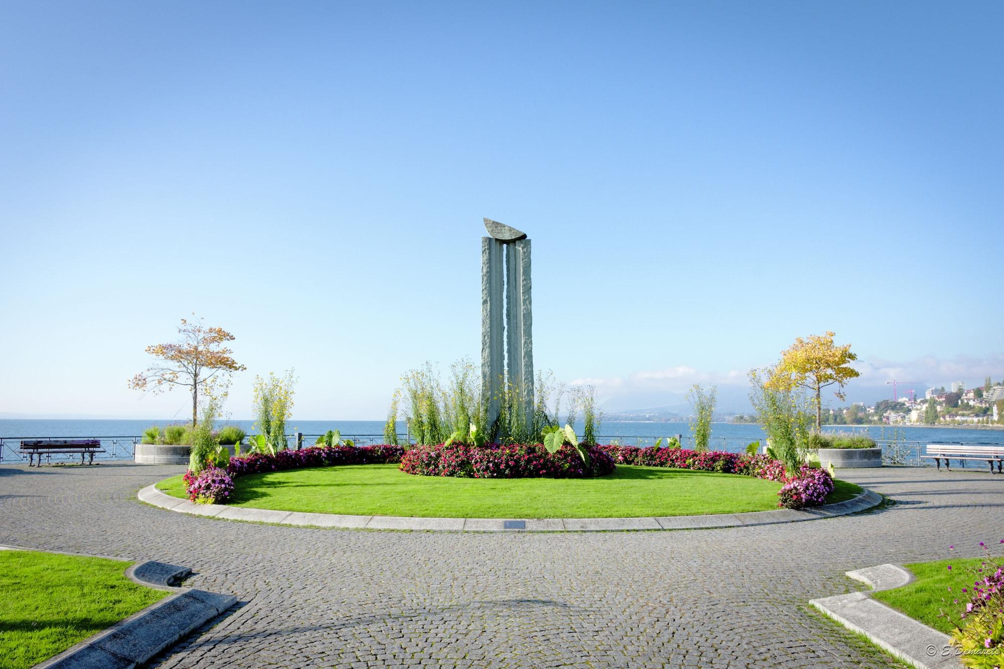 Vista Exterior Neuchatel City Hotel