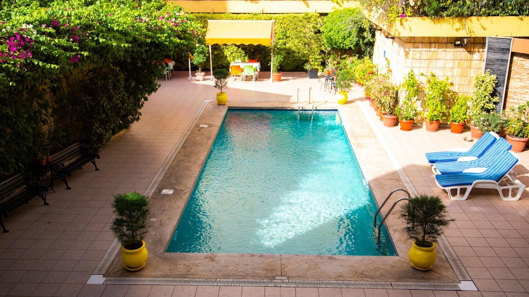 Varios Hotel Al Afifa