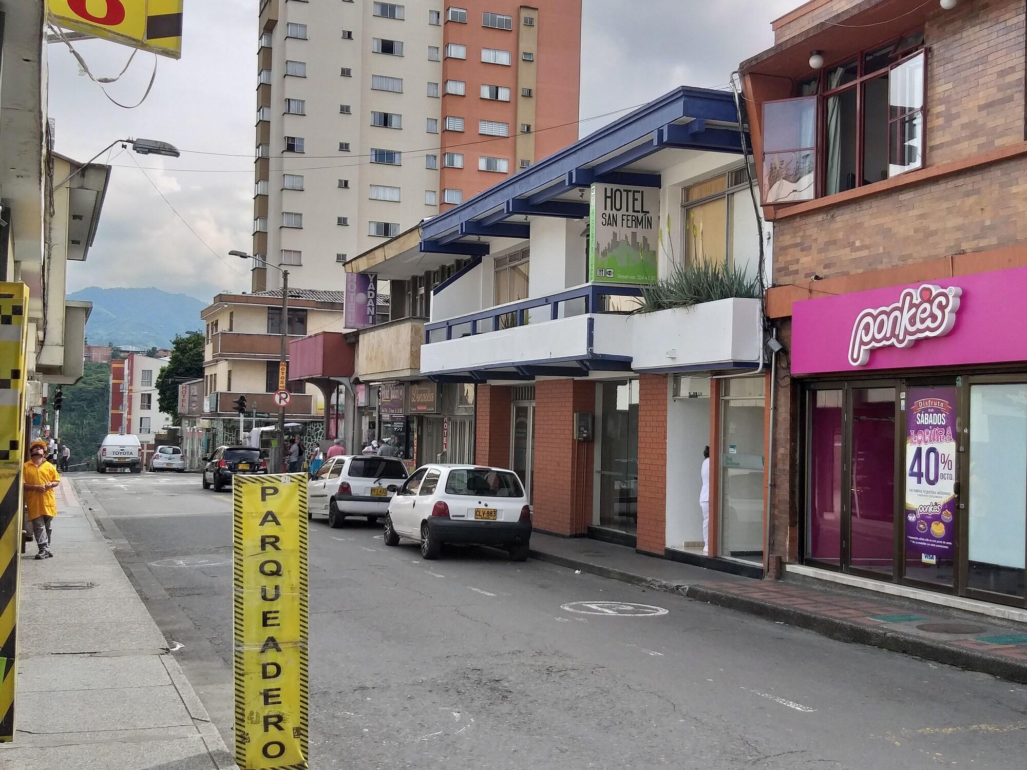 Varios Hotel San Fermin Pereira
