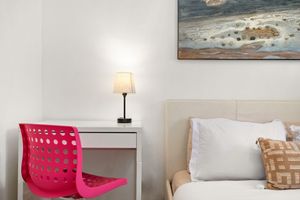 Alquiler Vacacional - Chic Santa Monica 1BR Cottage with Parking and Washer&Dryer